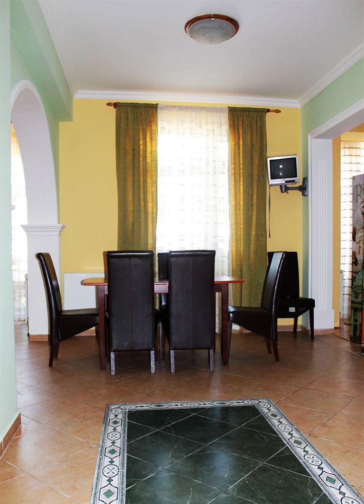 Vila Ile De France Novi Sad Eksteriør bilde